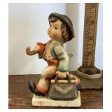 Hummel figurine "Merry Wanderer"