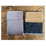 2 cigarette lighters