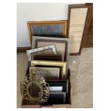 Flat of picture frames