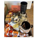 Flat of owl-themed kitchen items