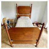 Antique 4-poster twin bed