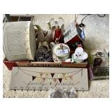 Home dï¿½cor group w/owl vase, cheese mouse,