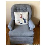 Upholstered arm chair with pillow