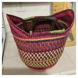 Basket with 2 handles