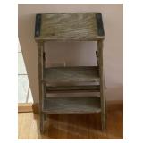 3-foot folding wooden step ladder