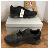 Menï¿½s Adidas running shoes Size 12