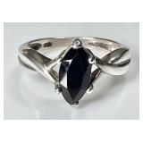 Sterling silver ring with onyx