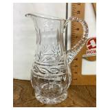 Clear glass vase & 6 wine glasses