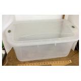 Rubbermaid clear tote with lid