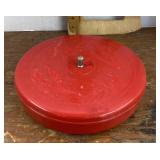 Plastic snack tray with lid