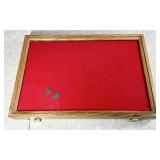 Locking oak-frame display case 12x18x2