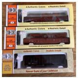 3 Con-Cor HO railroad cars