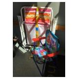 2 folding chairs
