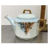 Carl Tielsch Bavaria porcelain teapot