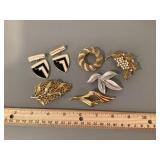 Collection of costume brooches including Coro,