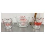 3 Glass measuring cups
