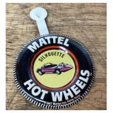1967 Mattel Hot Wheels red line Silhouette button