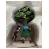 Department 56 Dickens Village figure