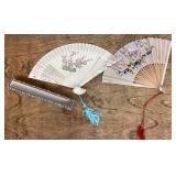 2 decorative personal fans