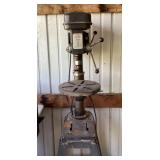 Duracraft 6-speed drill press --works