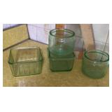 4 pieces of green Depression glass