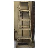 6' folding ladder