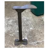 Cast iron shoe last