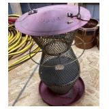 Bird feeder