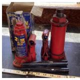 2 bottle jacks