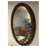 Oval wall mirror 21x31