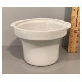 Utensil crock