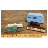 5 Tootsietoy vehicles