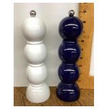 Salt and pepper grinders