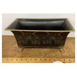 Metal planter