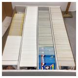 Large box of assorted baseball cards