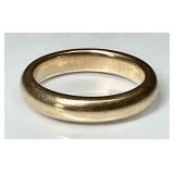 14k gold wedding band