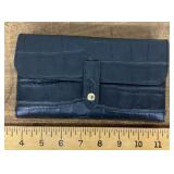 Dooney & Bourke wallet