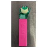 1967 Psychedelic Eye Pez dispenser --no feet