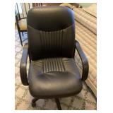 Executive office chair