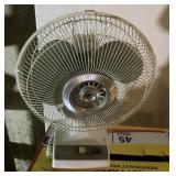 Oscillating table fan