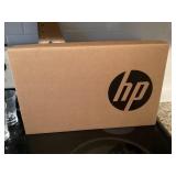 NEW HP 15' laptop --Windows 10
