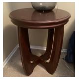 21' round side table --25' tall