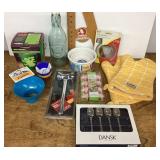 NEW kitchen items cleanup lot
