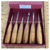 Crown Tools wood carving set