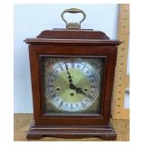 Mantel clock --no key