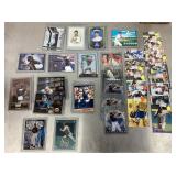 Group of Mike Piazza baseball cards