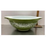 Pyrex Spring Blossom bowl