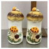 Ceramic mushroom salt and pepper set