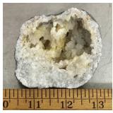 Quartz geode