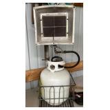 Propane tank with catalytic heater